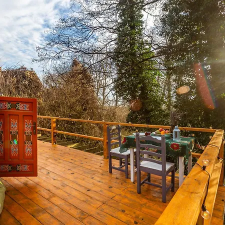 דירה Dream By The Stream In A Yurt - Happy *