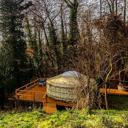 דירה Dream By The Stream In A Yurt - Happy *